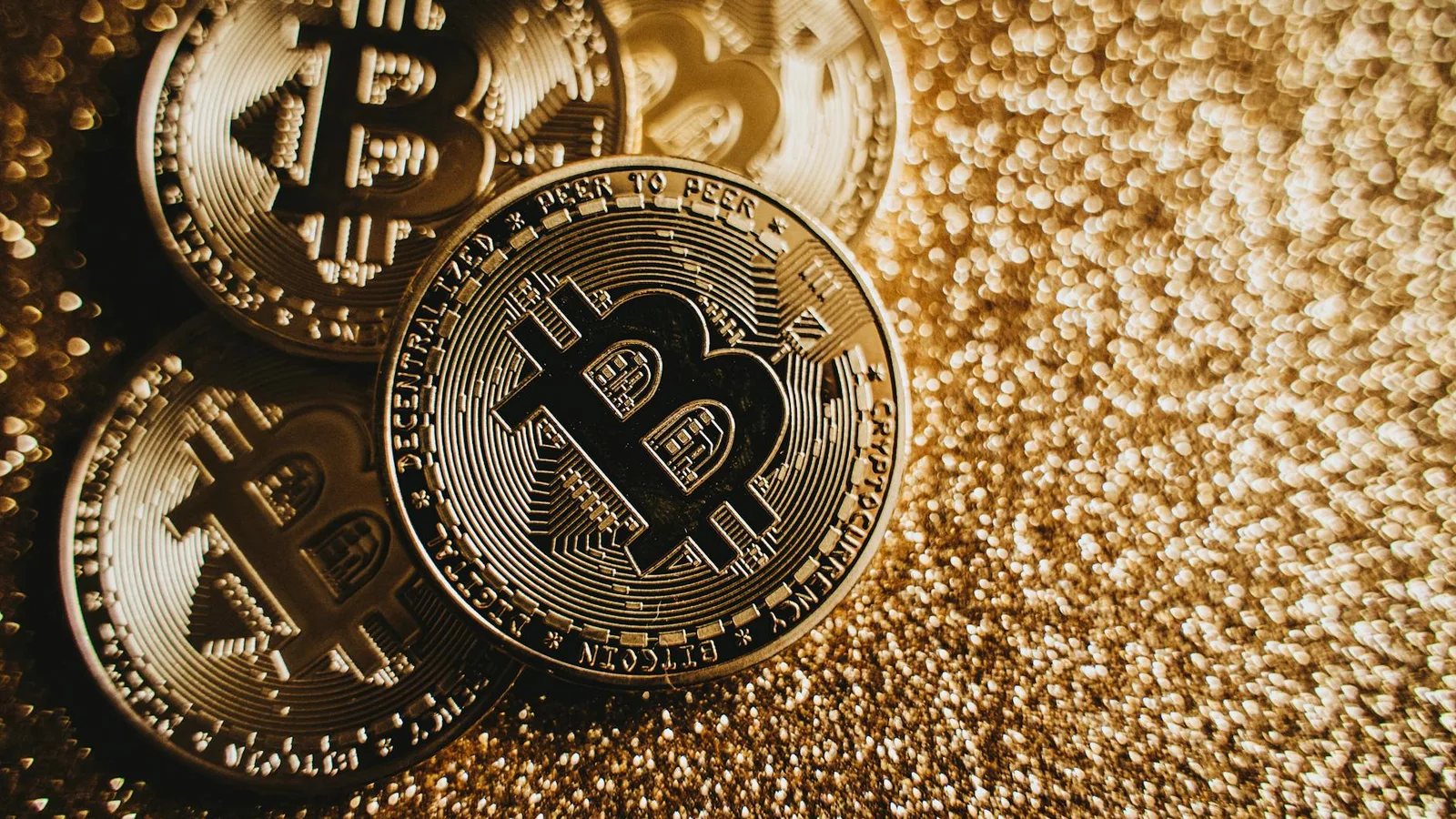 Bitcoin-Preisphasen: Herausforderungen für Schweizer Finanzinstitute nach 72'000-US-Dollar-Widerstand