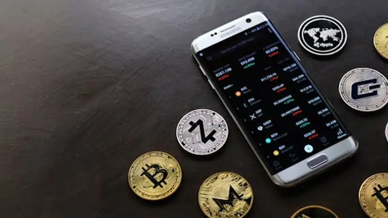 Clarity Act will benefit banks more than crypto, former CFTC chair says