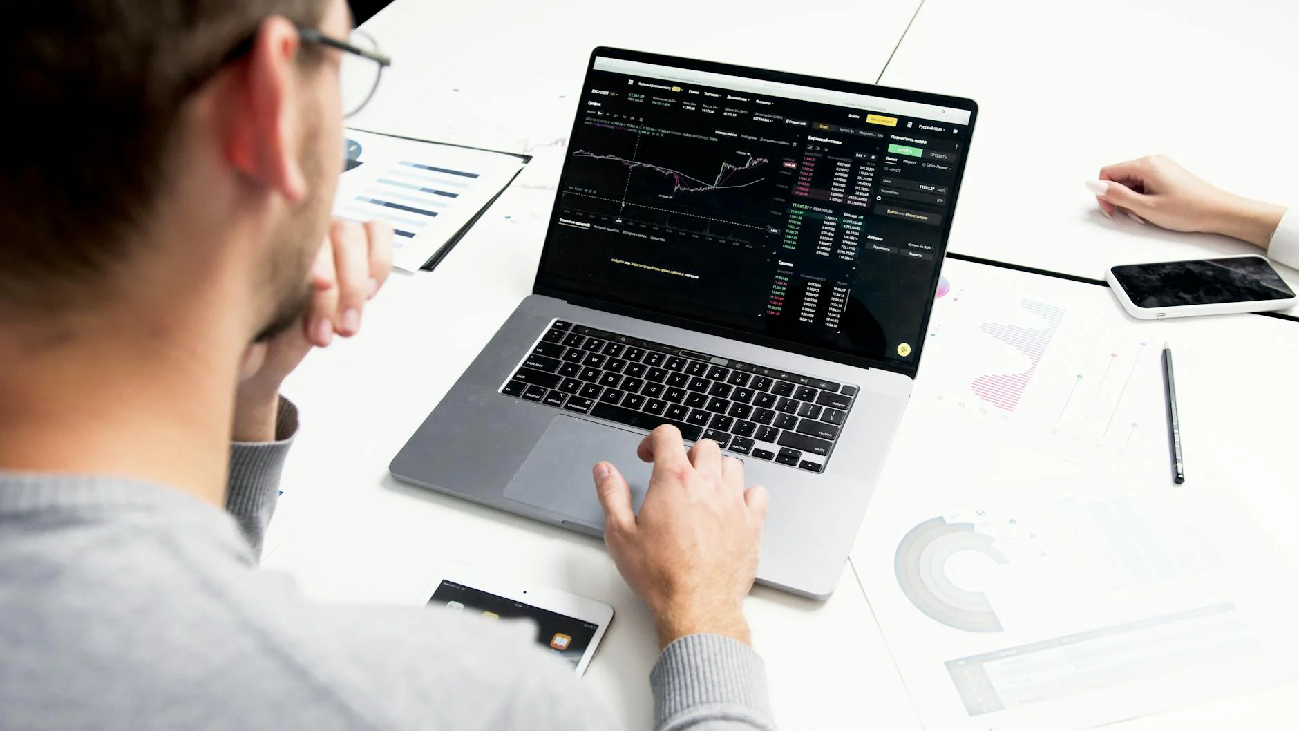 DeepL’s Borderless Business report reveals 83% of enterprises are still behind on language AI