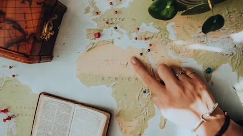 How AEO vs GEO reshapes AI-driven brand discovery in 2026