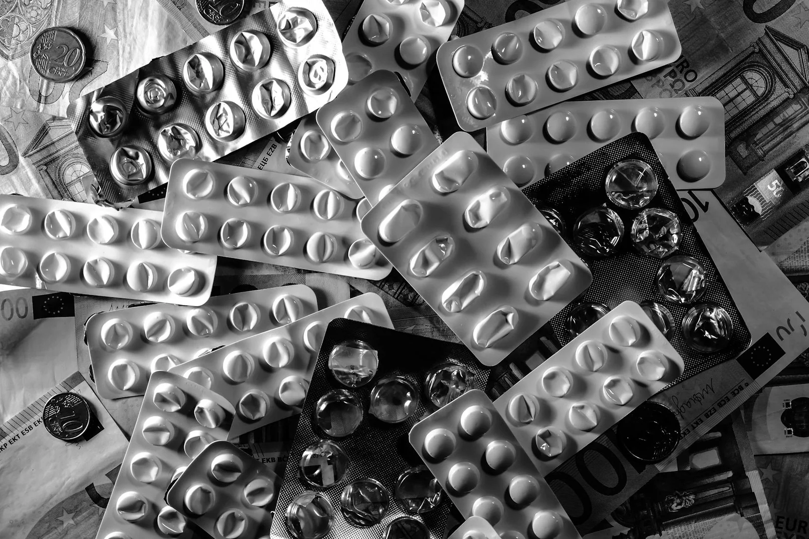 How xMemory cuts token costs and context bloat in AI agents