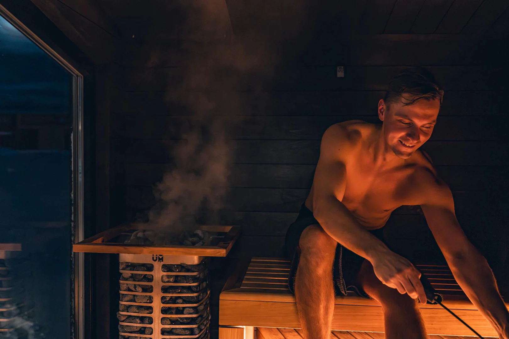 Militärdienst mit Massage-Sauna für Odi und von Allmen