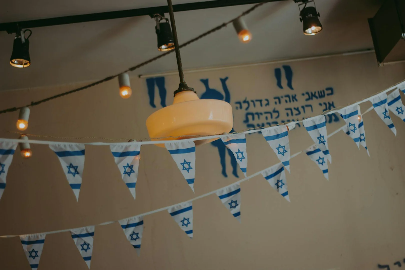 Nazi-Vergleiche und Israel-Partys in Zürich: Wie weit geht die Kritik an Israel?
